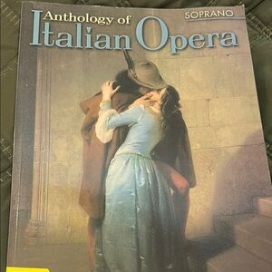 Analogy of Italian Opera Book